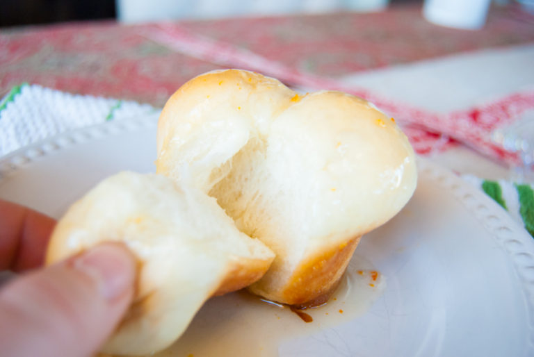 Orange Glazed Dinner Rolls The Everything Housewife