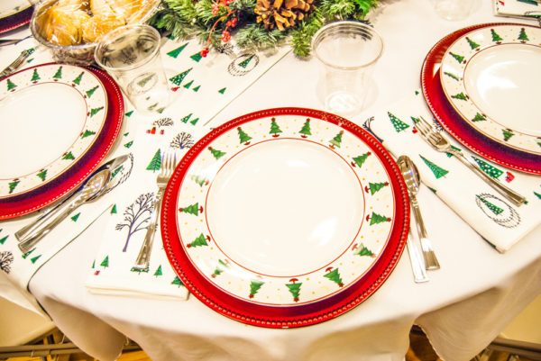 Ward Christmas Party-Table Settings – The Everything Housewife