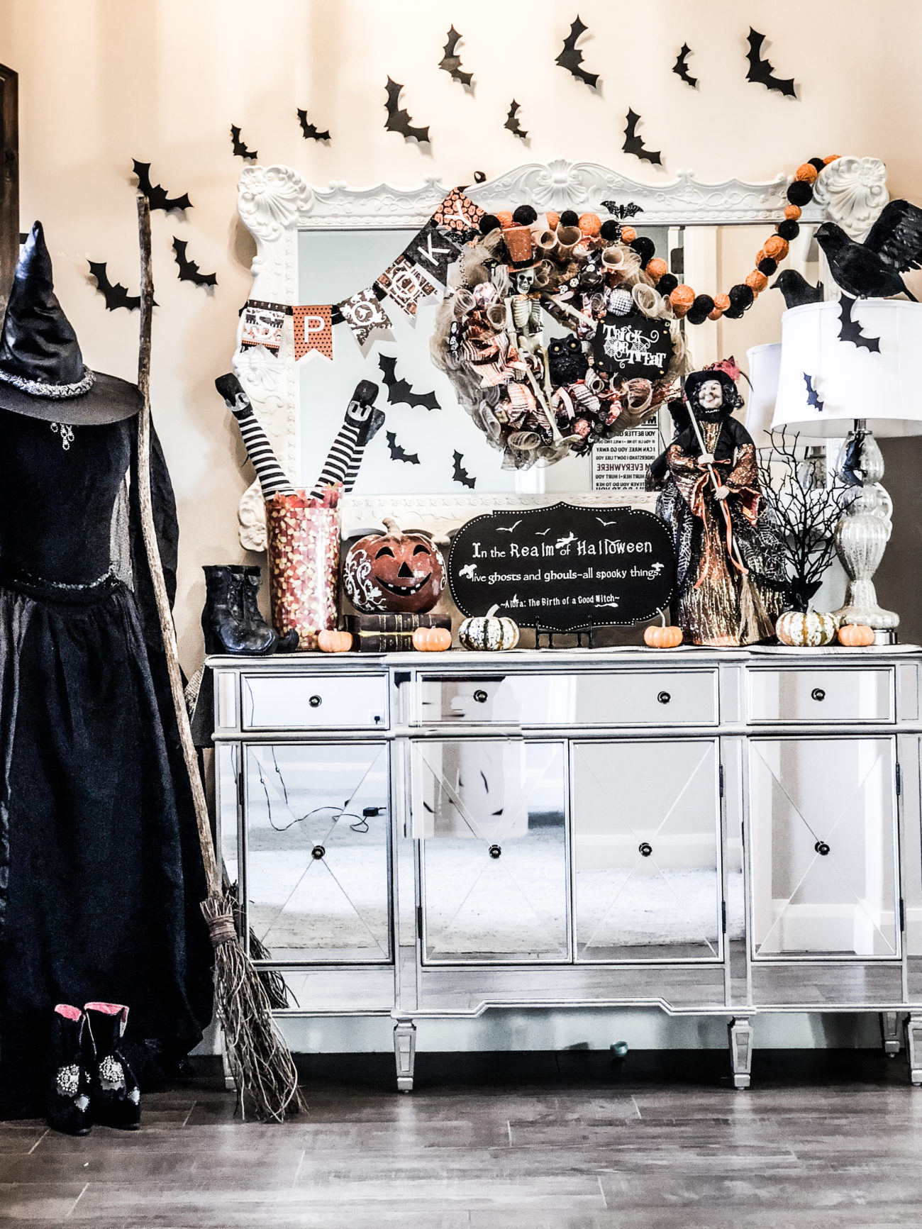 Halloween Home Decor The Everything Housewife